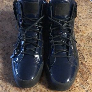 Leather shoes